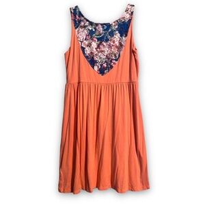 Venus | Floral Lace Detail Back Casual Mini Dress Size Small